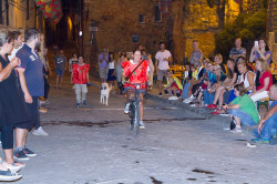 2022 08 giostra in piazzetta 035