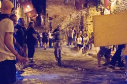 2022 08 giostra in piazzetta 098