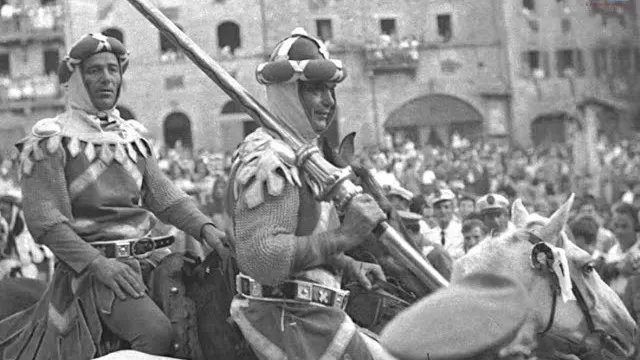 Giostra del Saracino: le immagini storiche dagli archivi Rai - rBByCTCT9jM