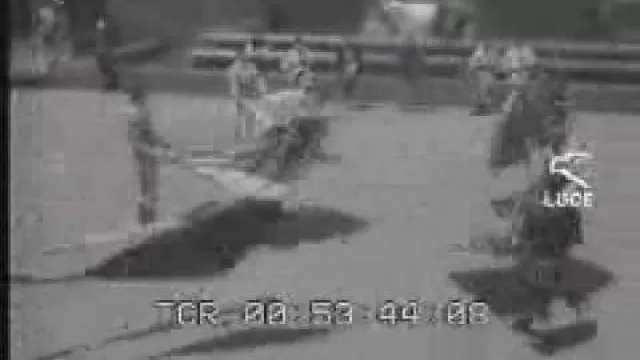 Sbandieratori a NewYork 1967 - DLgDZe0iCDE