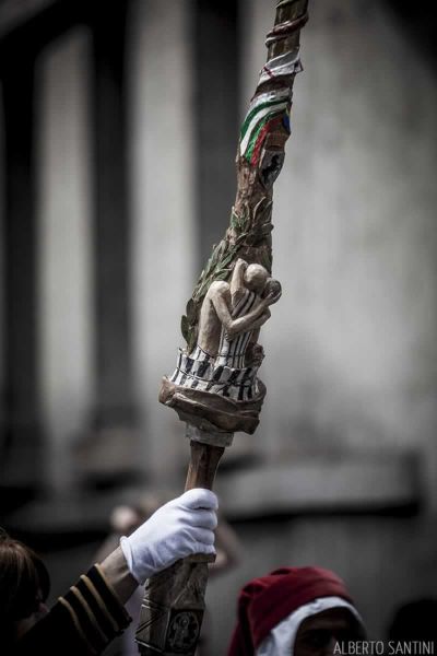 Terza pagina: A chi appartiene Auschwitz?